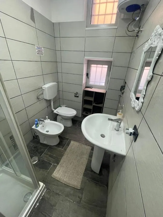 Regina Bnb Apartment Naples
