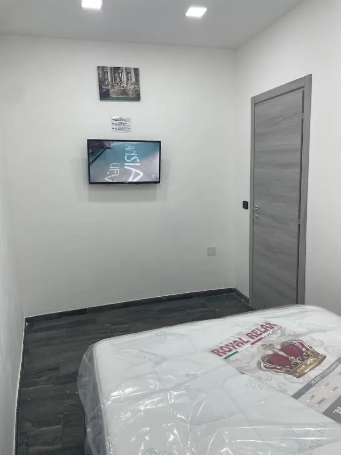 Regina Bnb Apartment Naples Italy